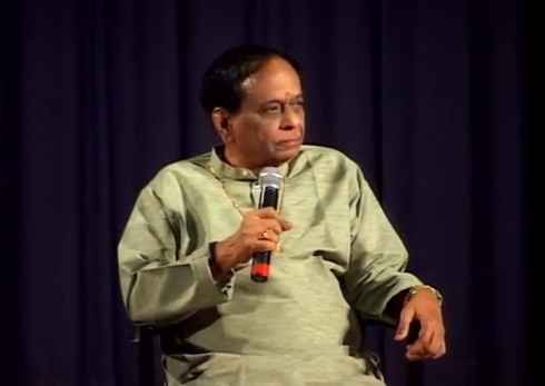 Dr. M. Balamuralikrishna at Svanubhava 2009